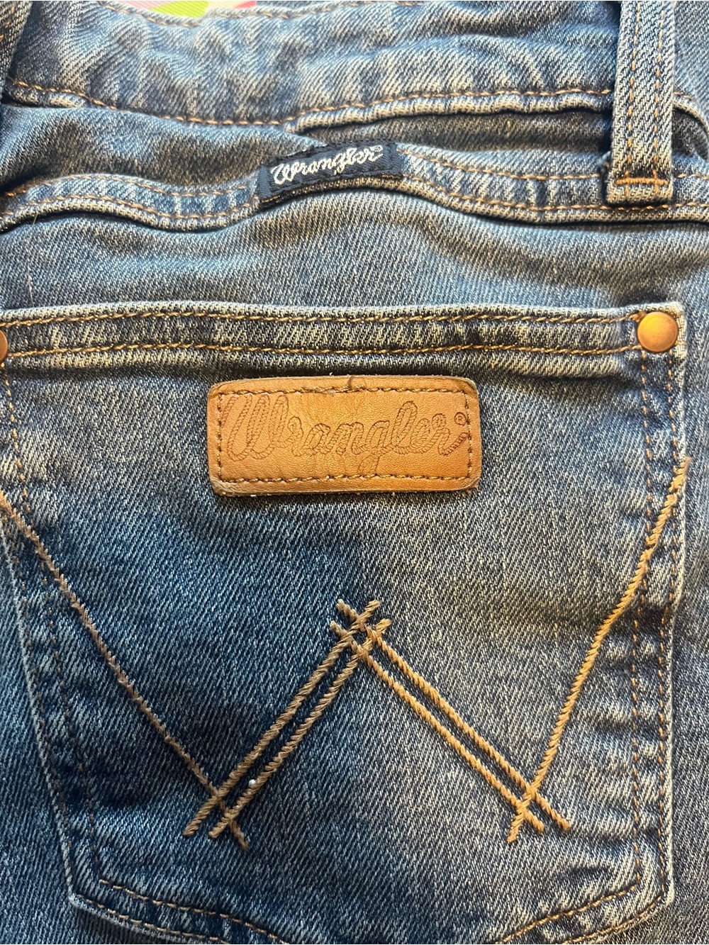 Wrangler Women's Flare Jeans in Medium Blue Denim - Picture 7 of 9
